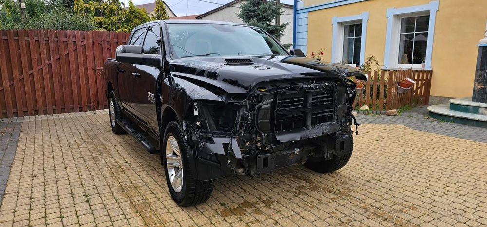 Dodge RAM 4x4 sport