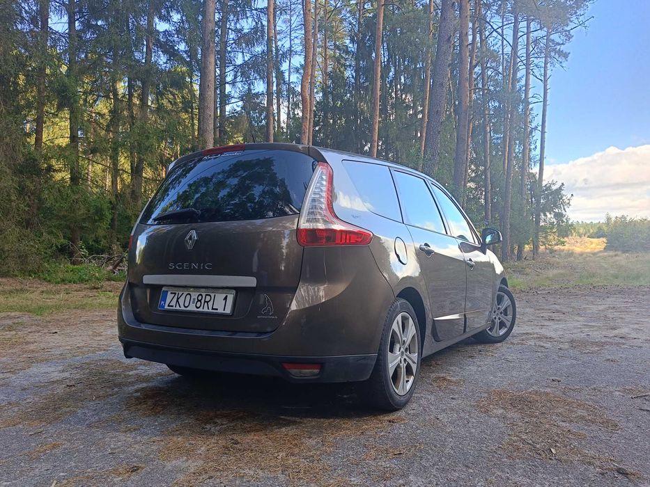 Renault Grand Scenic III 1.9 dCi bezwypadkowy 2gi właściciel scenic 3