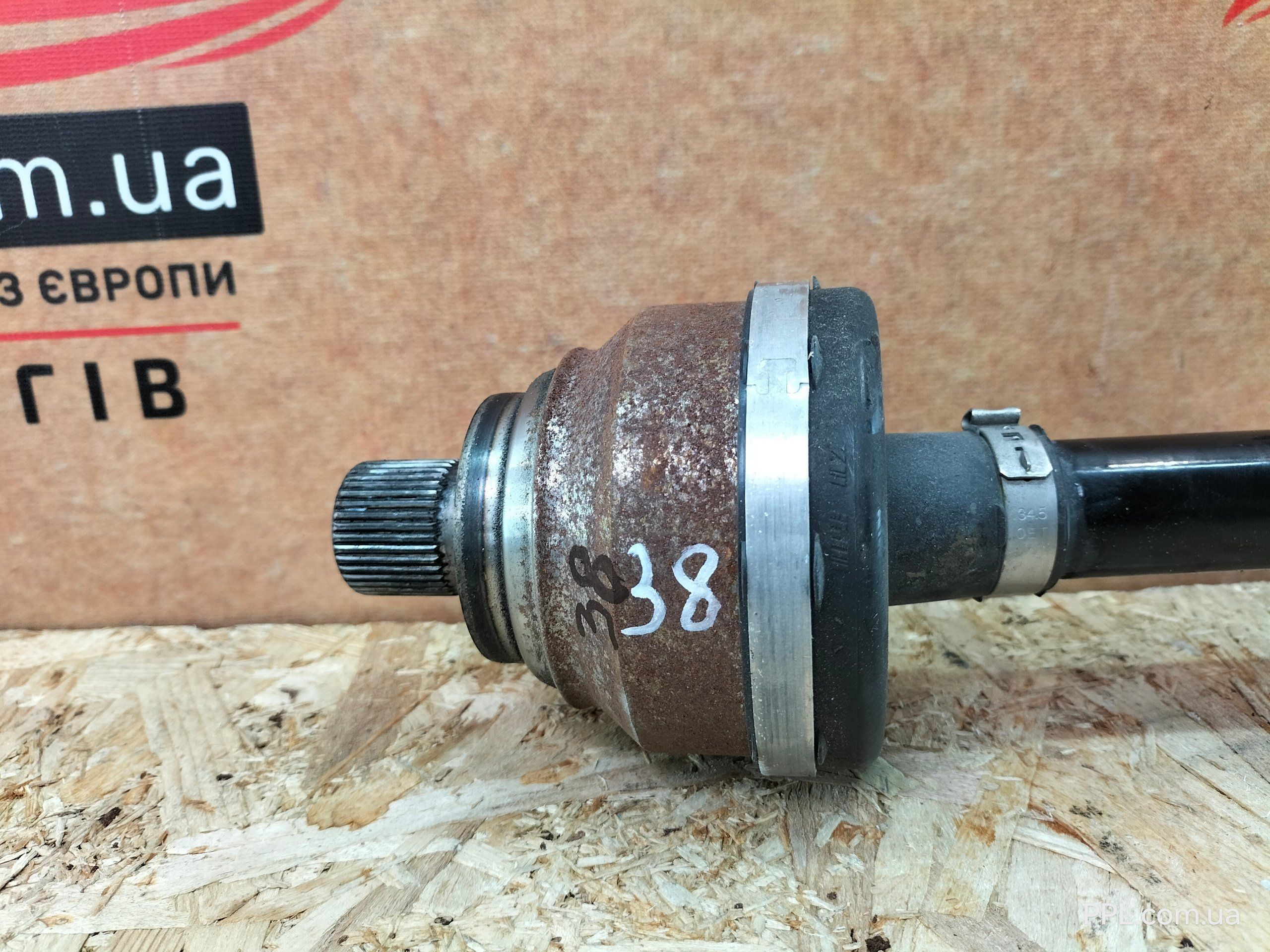 VW ID.4 ID4 2020- Полуось задняя правая привод 37\38 шлицов 1EK501204