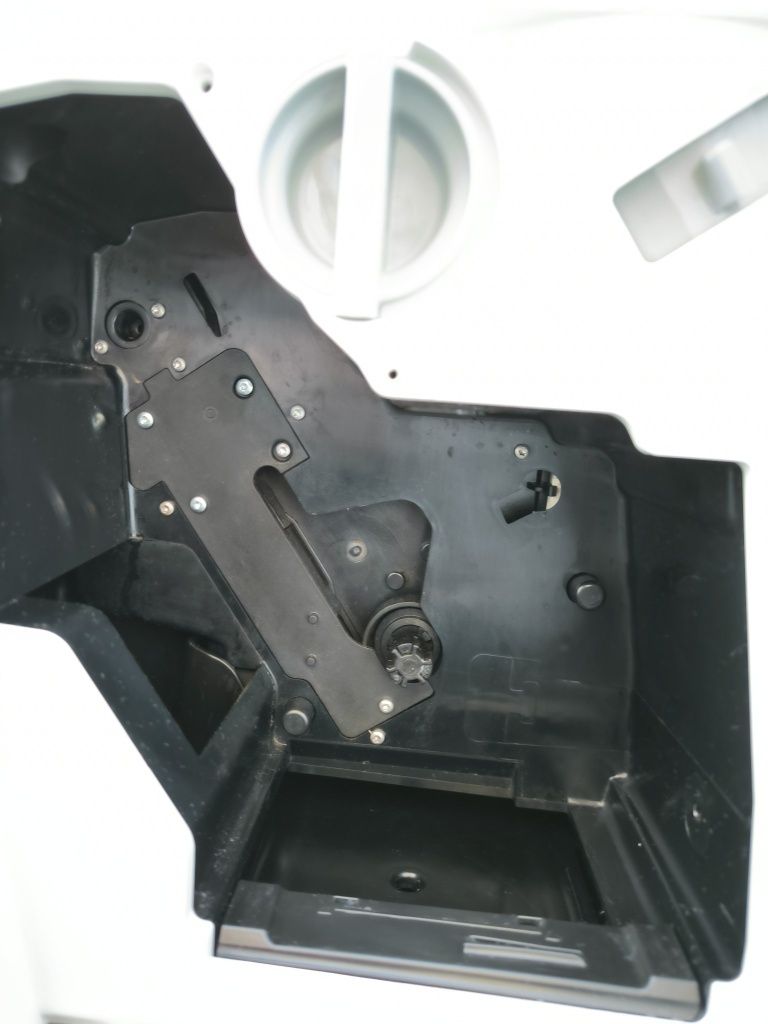 Кофемашина кофеварка отдельностоящая MieЛe CM 7300 7350