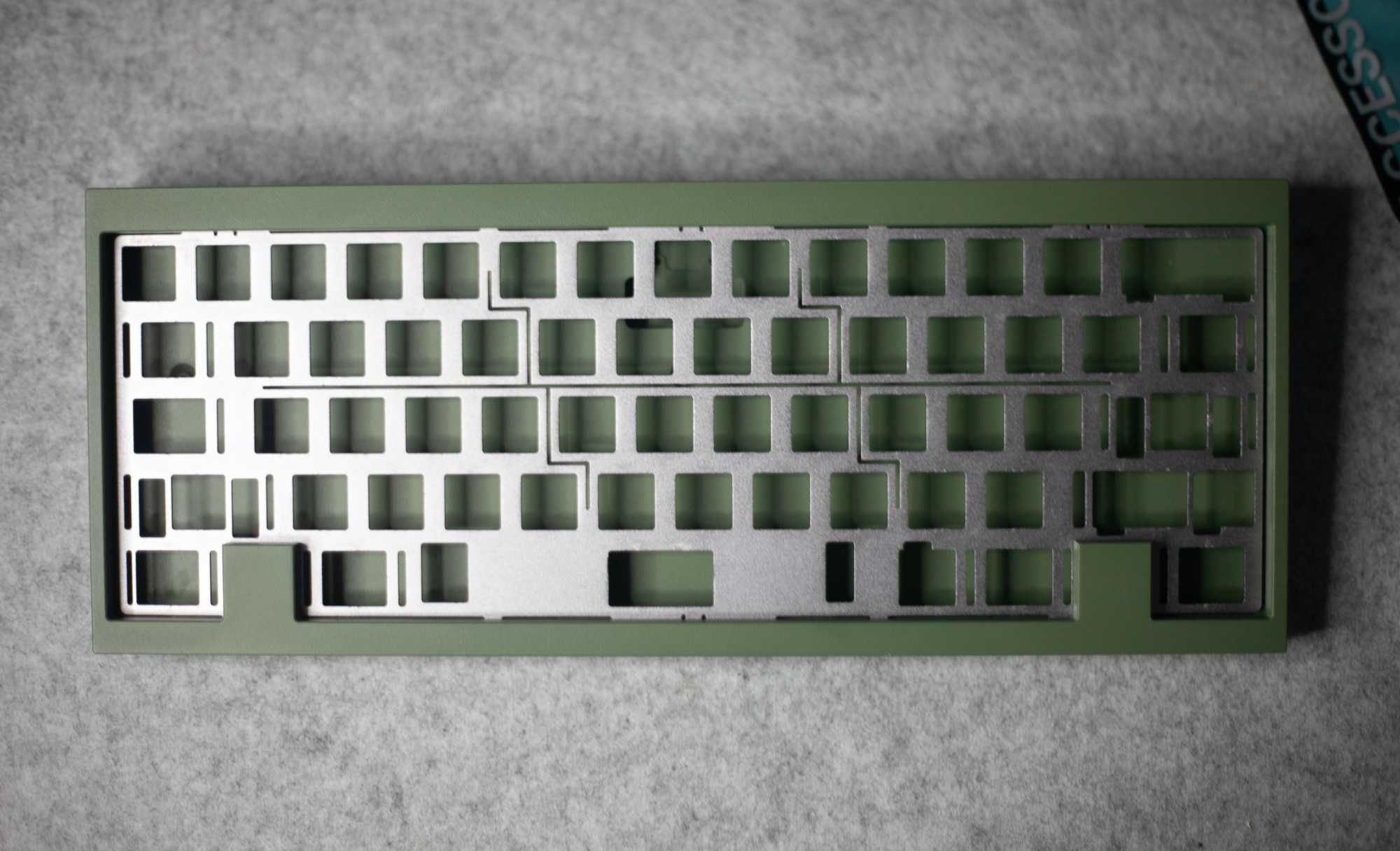 KBDfans TOFU 60 2.0 case E-Coat. Forest