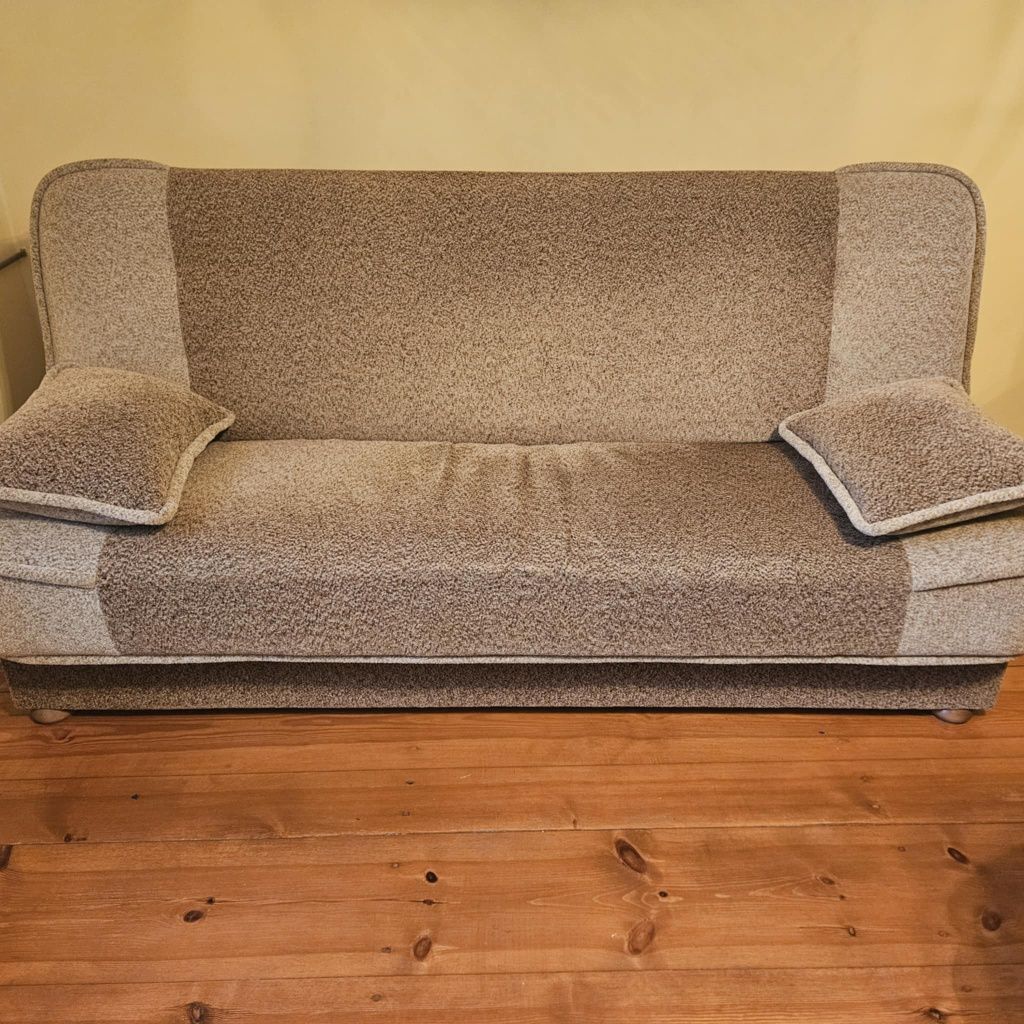 Wersalka oddam gratis