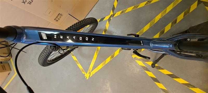 Rower elektryczny KROSS HEXAGON BOOST 3.0 OUTLET