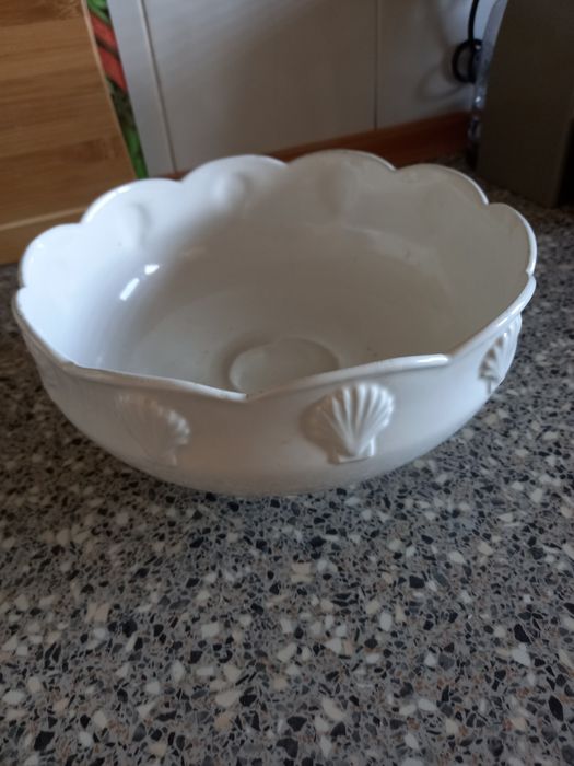 Fruteira em loiça