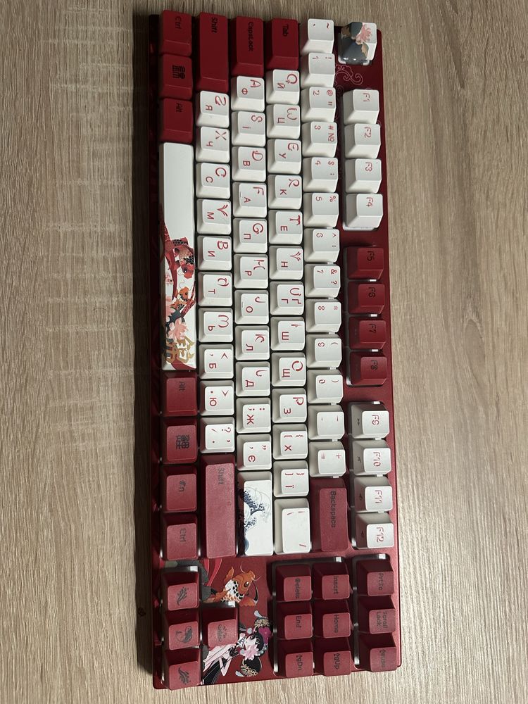 Ігрова клавіатура Varmilo Sakura v2 в ідеально стані