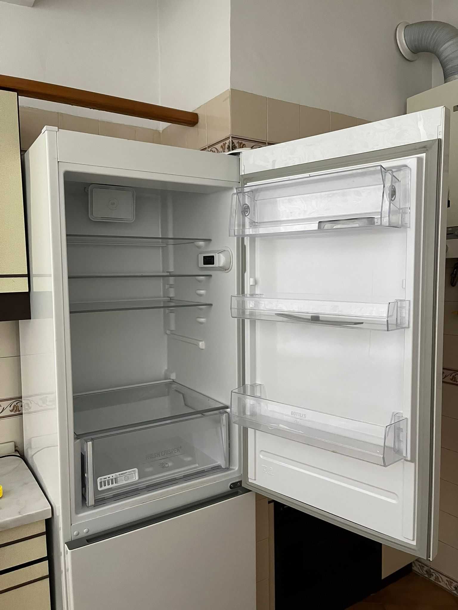 Frigorífico Combinado HOTPOINT