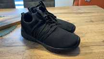 Sneakersy czarne 43