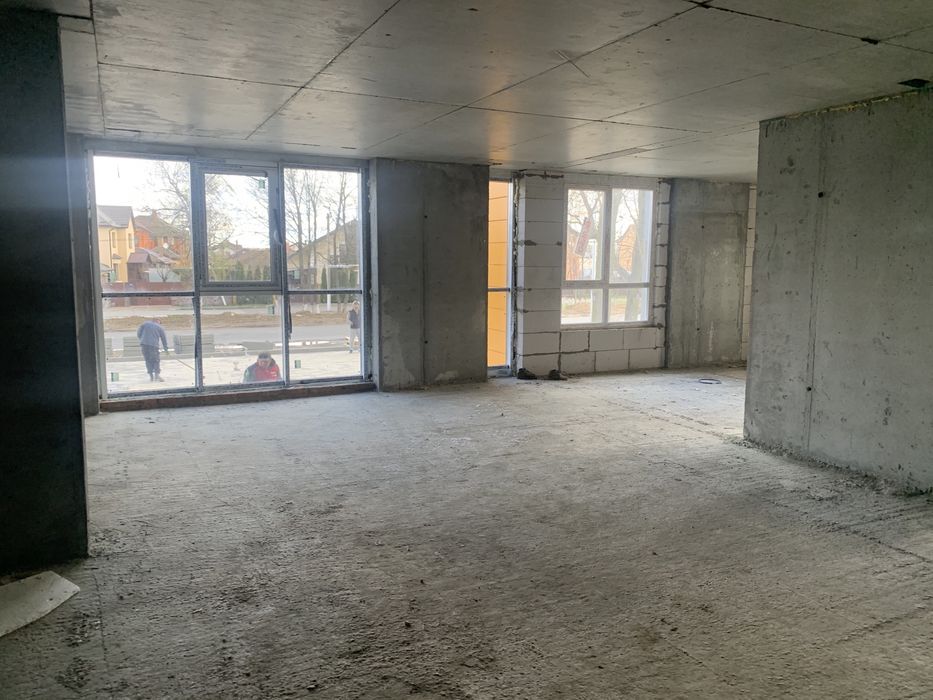 Оренда нж Піонерський квартал Чабани 145кв,м фасад