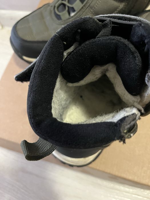 Зимові черевики, чоботи, ботінки