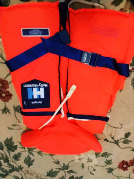 Спасательный жилет HH, и др от 30-100 кг
