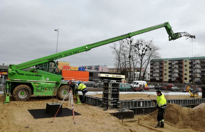 Wynajem ładowarek teleskopowych Dieci Merlo Manitou serwis ładowarek