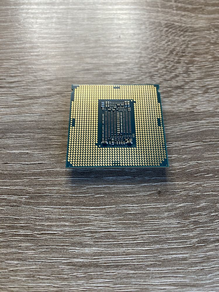 Процессор intel core i5 8500 6 ядер 4.1 Ггц частота идеал