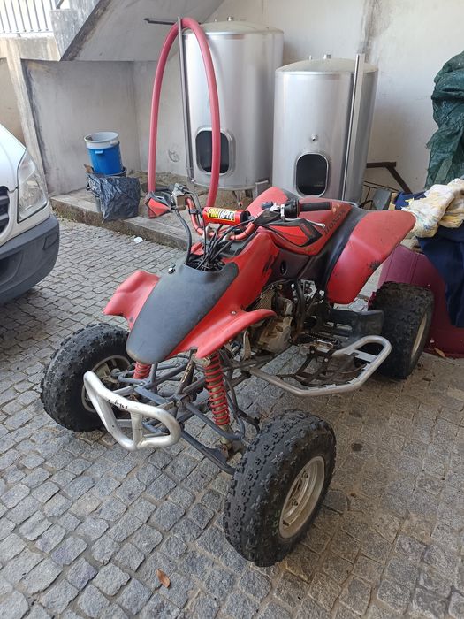 TRX 400 matrículada