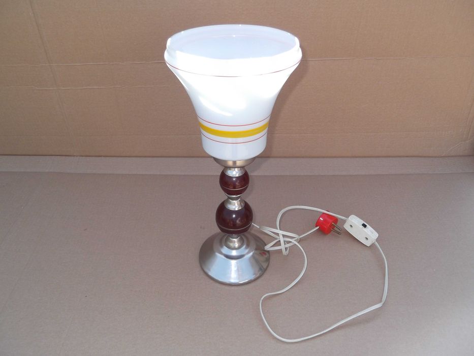 Советская настольная лампа