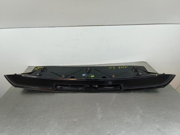 Spoiler / aileron da tampa da mala BMW X3 (E83)