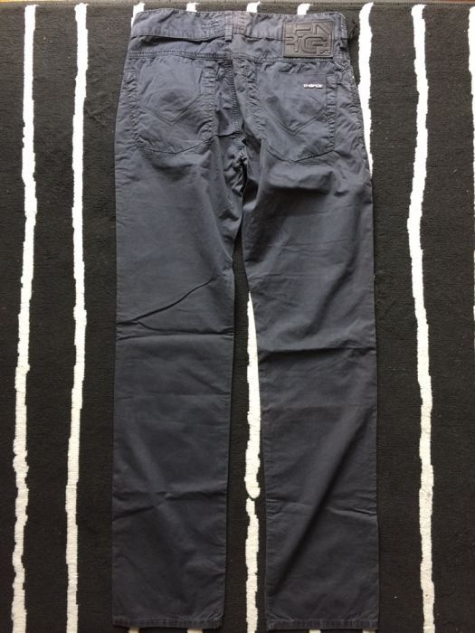 Calças energie novas e originais.tenho tam 30 e 31