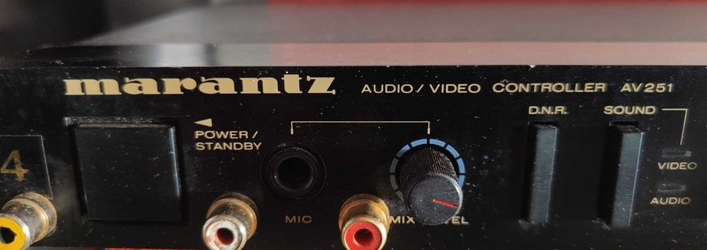 Controlador Video/ audio Marantz AV251 Usado