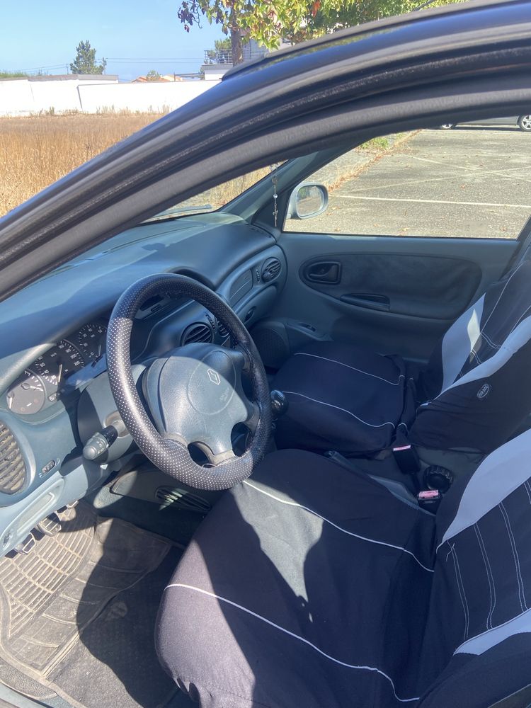 Renault Megane 1.4 1998