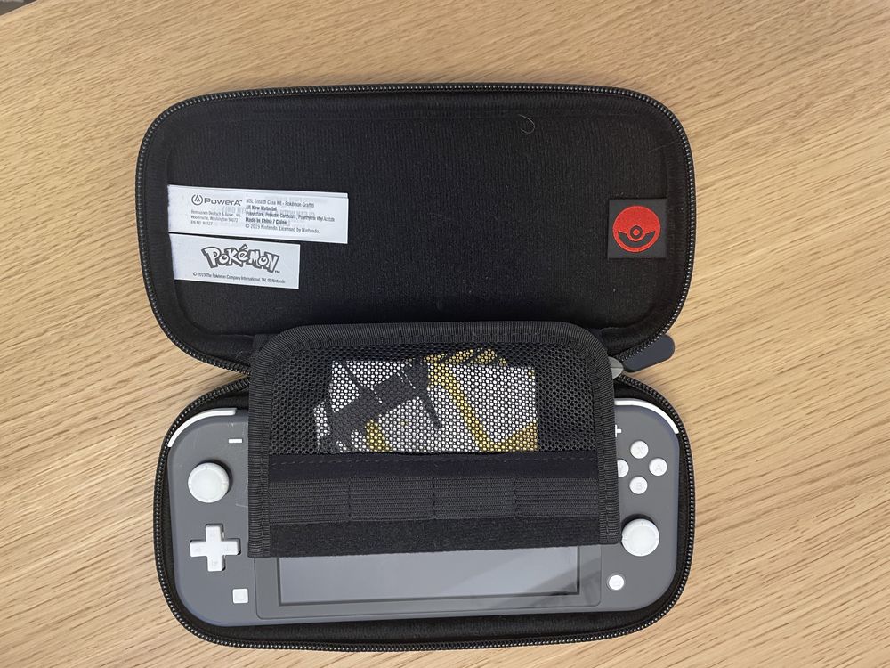 Nintendo switch lite