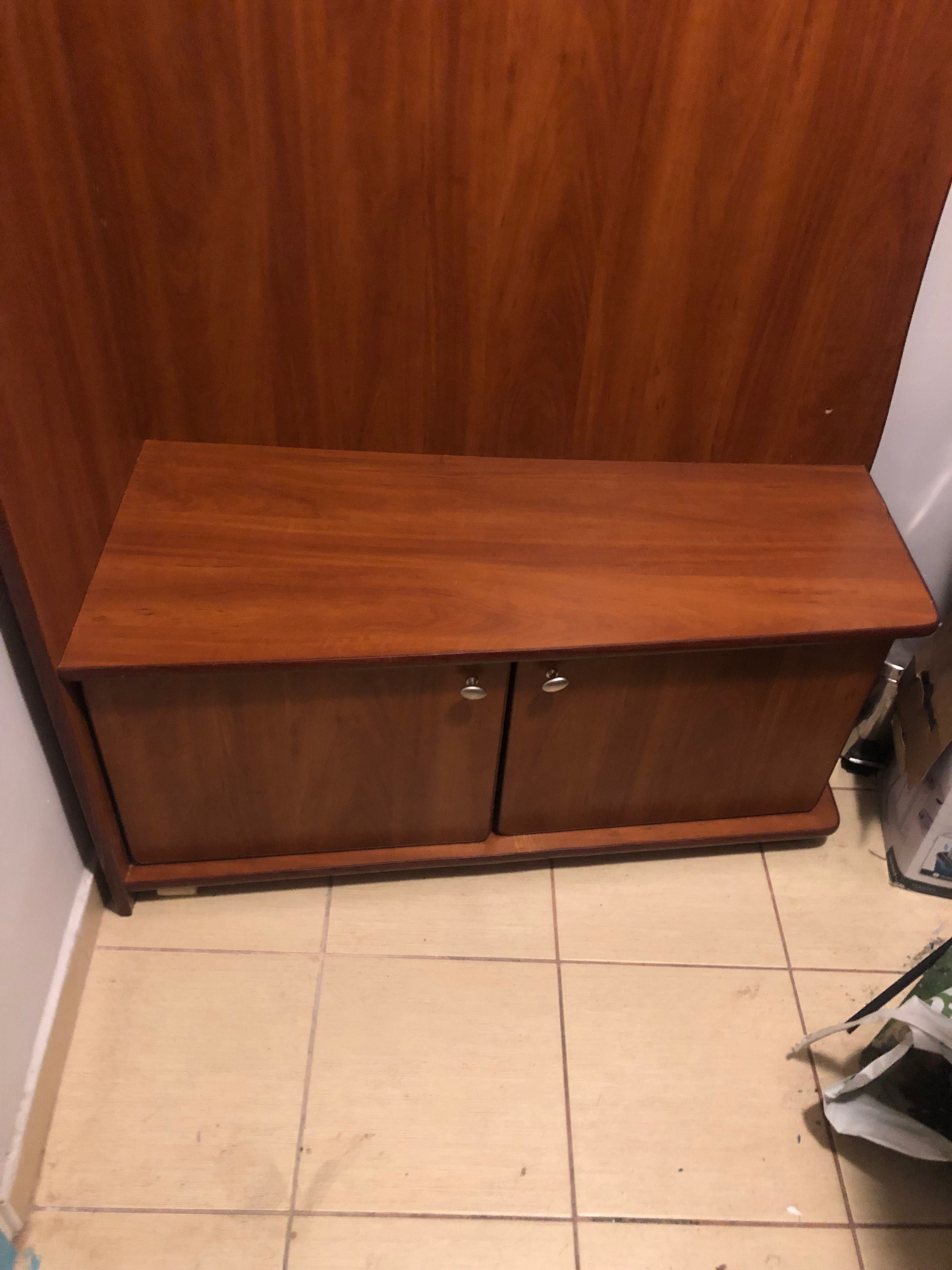 Wieszak z Szafką na buty