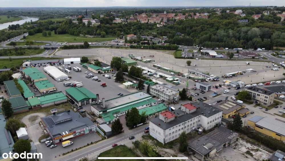 Wynajmę Plac oraz lokal handlowo-usługowy  obok Giełdy w Sandomierzu