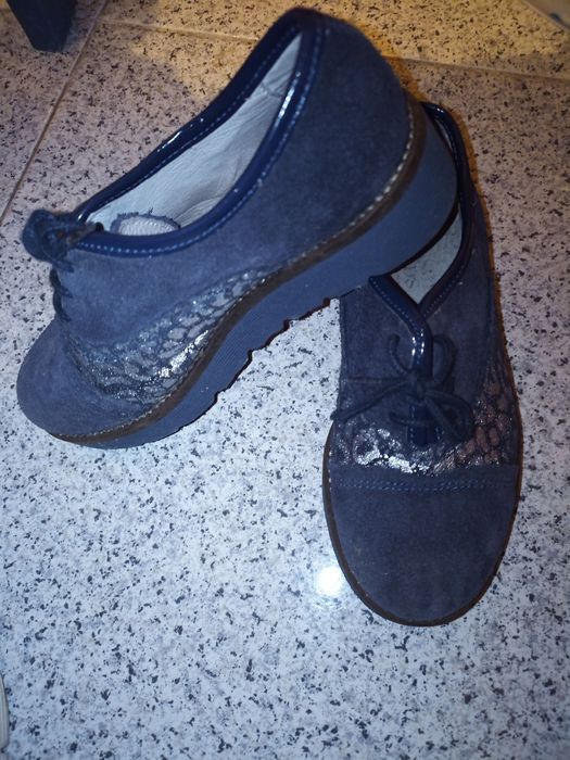 Sapatos menina número 28