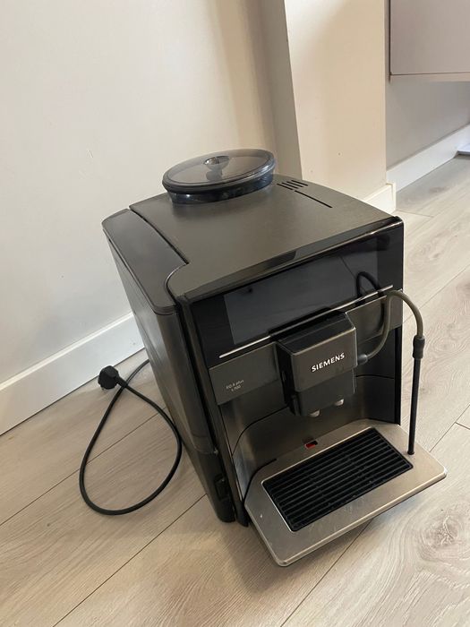 Ekspres Simens EQ 6 Plus s700 Uszkodzony