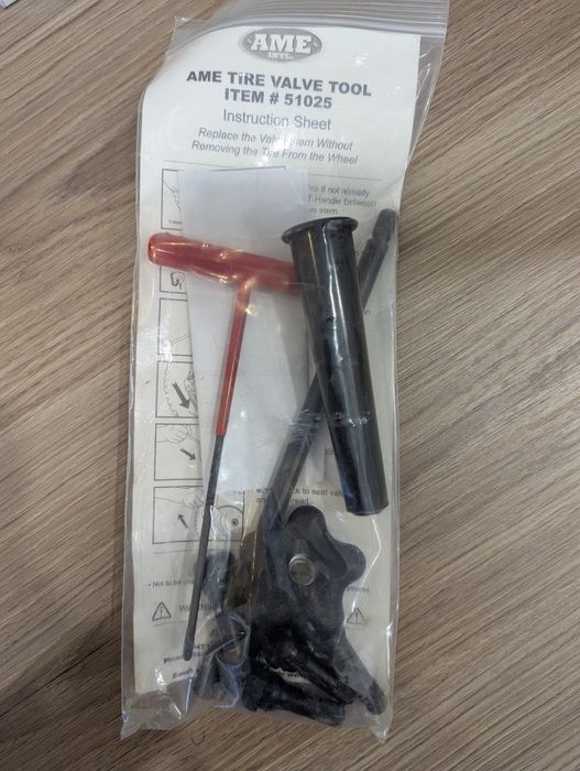 Kit de troca de válvulas de pneus de carro novo