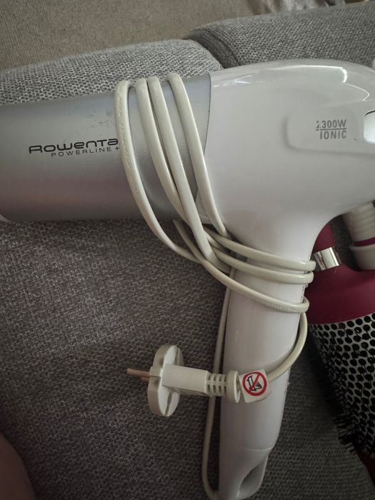 Secador rowenta 2300 ionic e placa alisadora