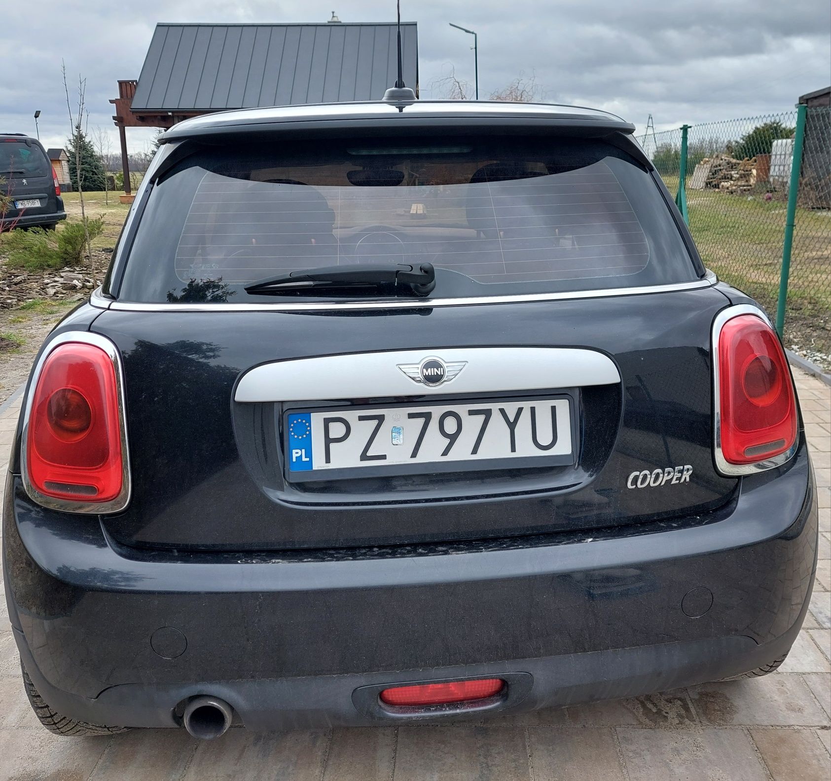 Mini Cooper 2014 r. czarny - faktura VAT