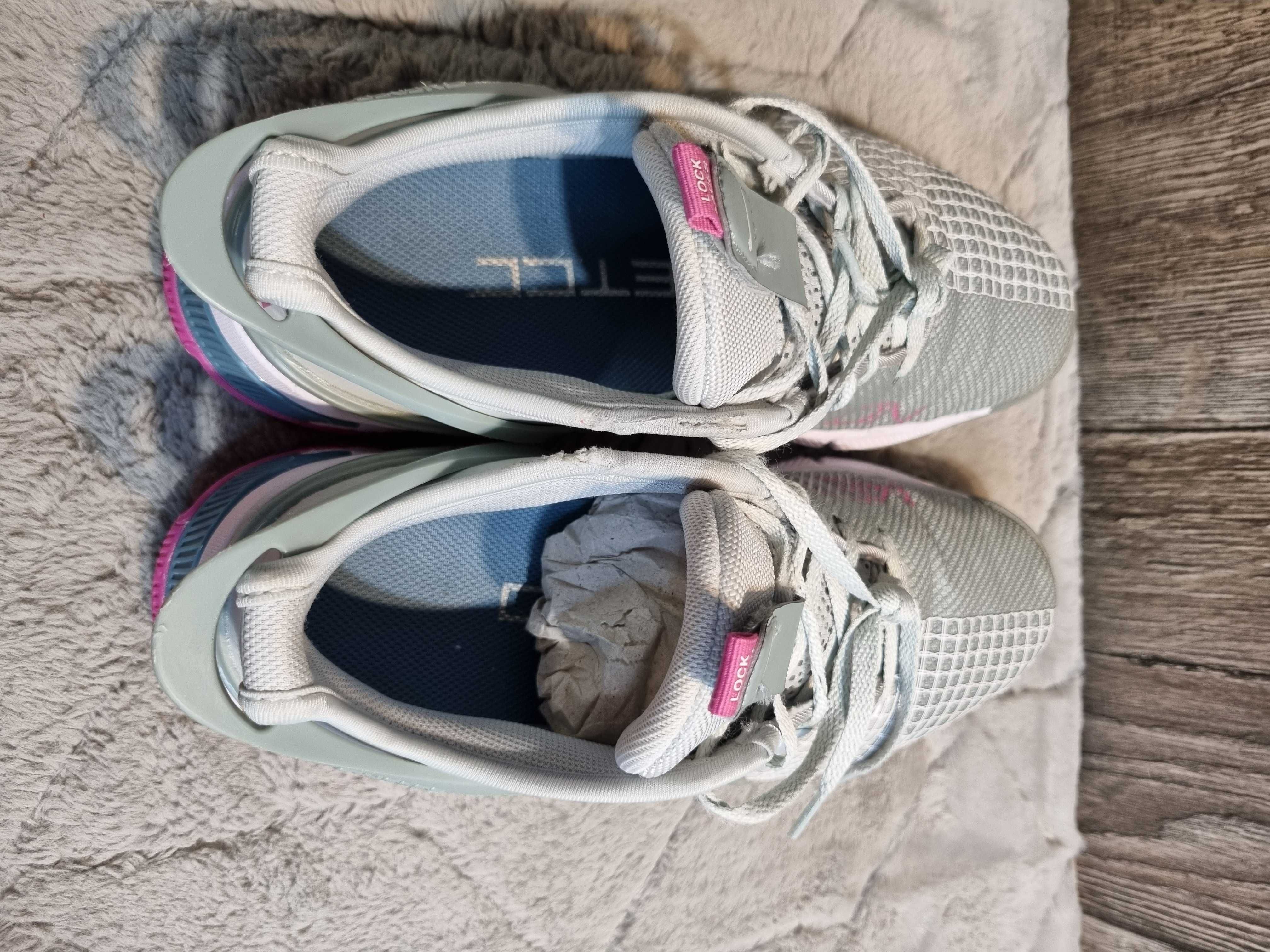Buty do biegania Nike Metcon 8 Flyese, 39