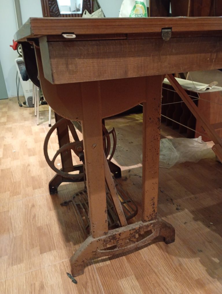 Máquina de costura (estrutura)