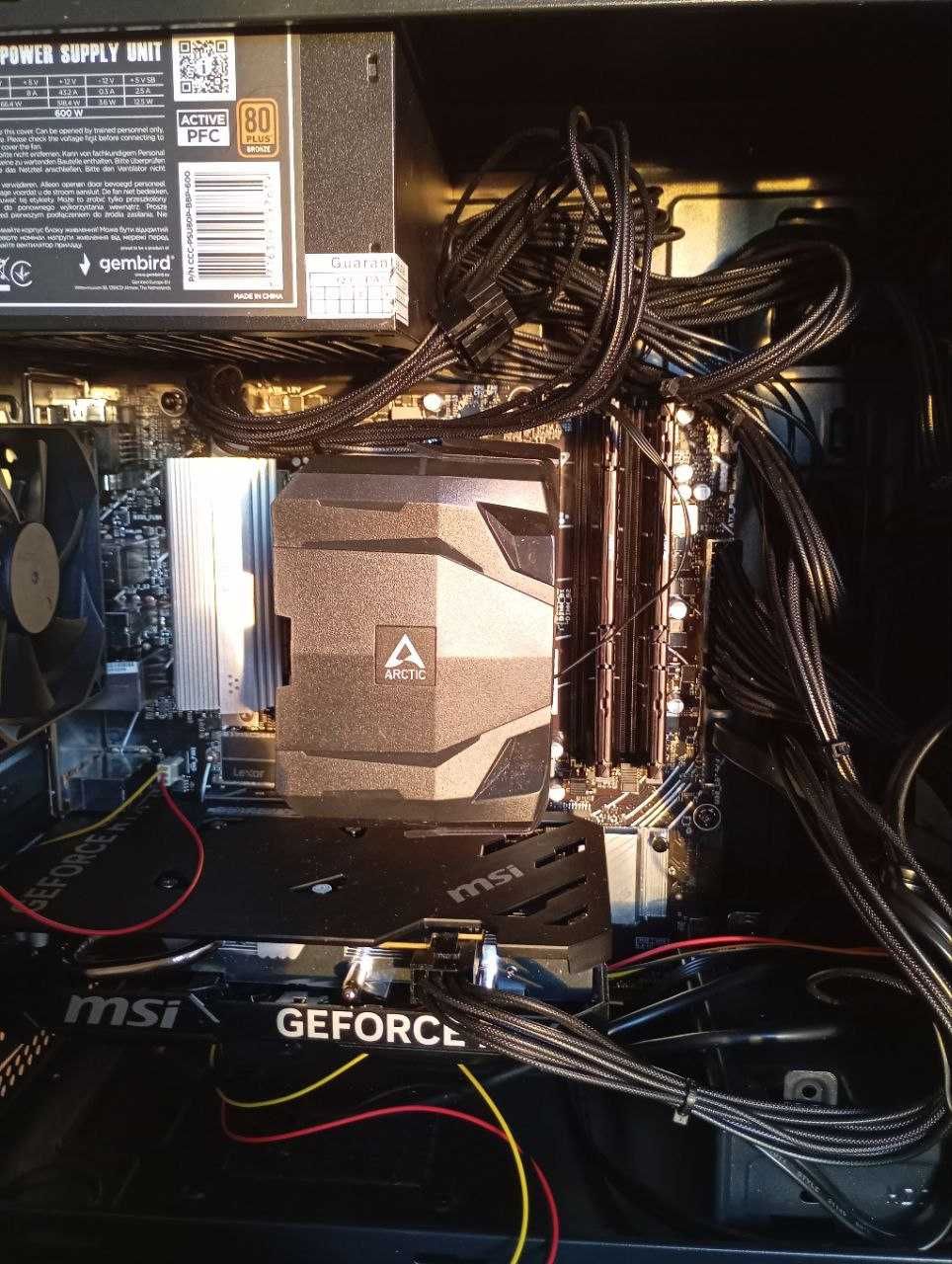 RTX 4060 - DDR5!  Micro ATX