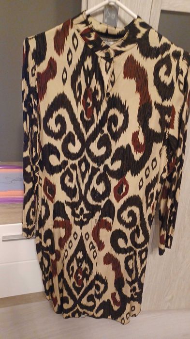 Dłuższa koszula z pięknym wzorem