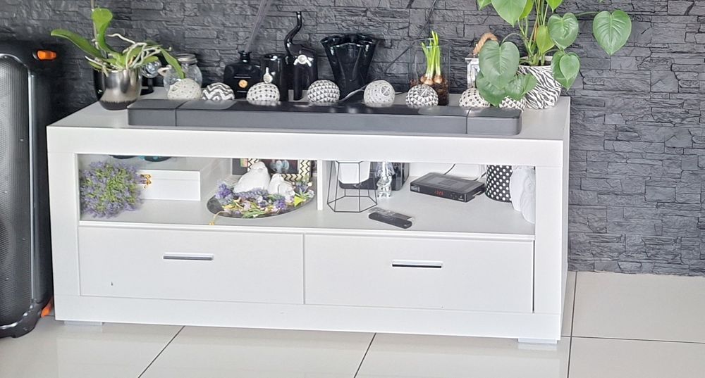 Meble szafka rtv i stolik