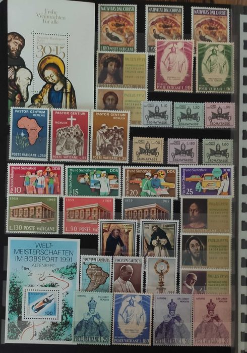 Klaser pełen czystych znaczków 1 plus gratis