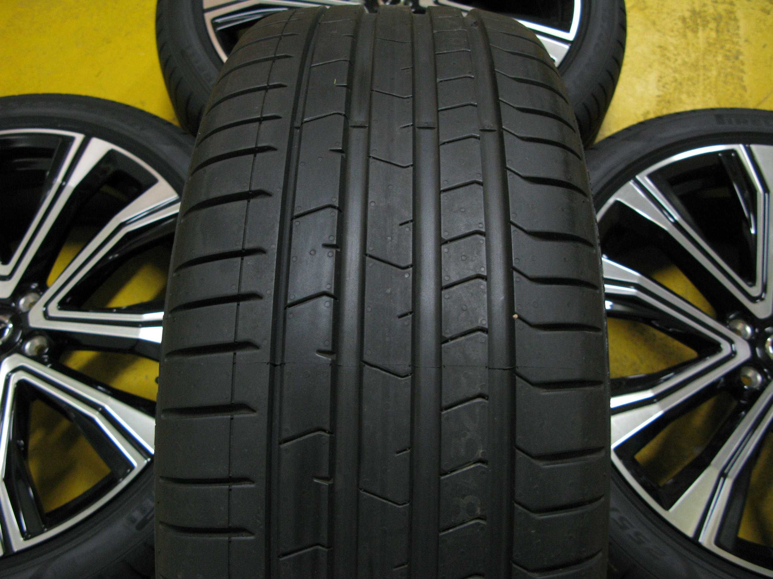 21 Volvo XC60 XC40 R-Design 5-V Spoke Black Diamond 255/40 5x108 Lato