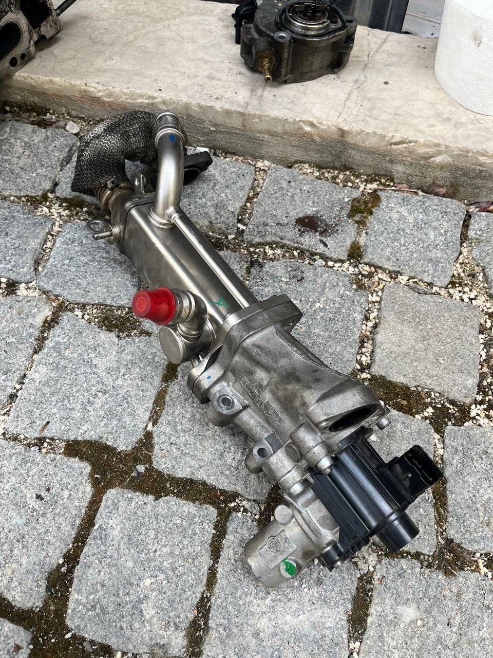 Válvula EGR DW12BTED4 – Peugeot, Citroën, Mitsubishi, Land Rover