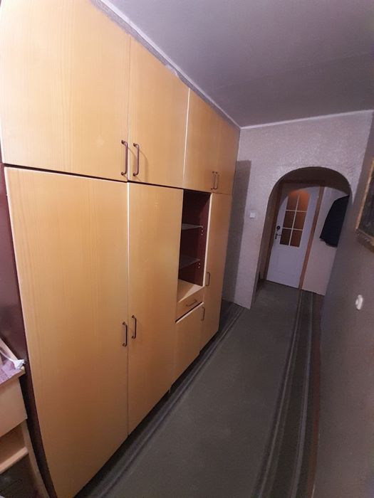 Шафа в передпокій