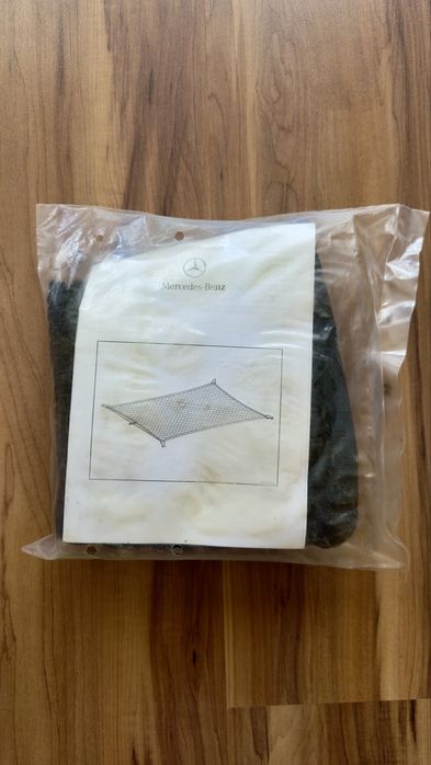 Oryginalna siatka bagażnika Mercedes-Benz