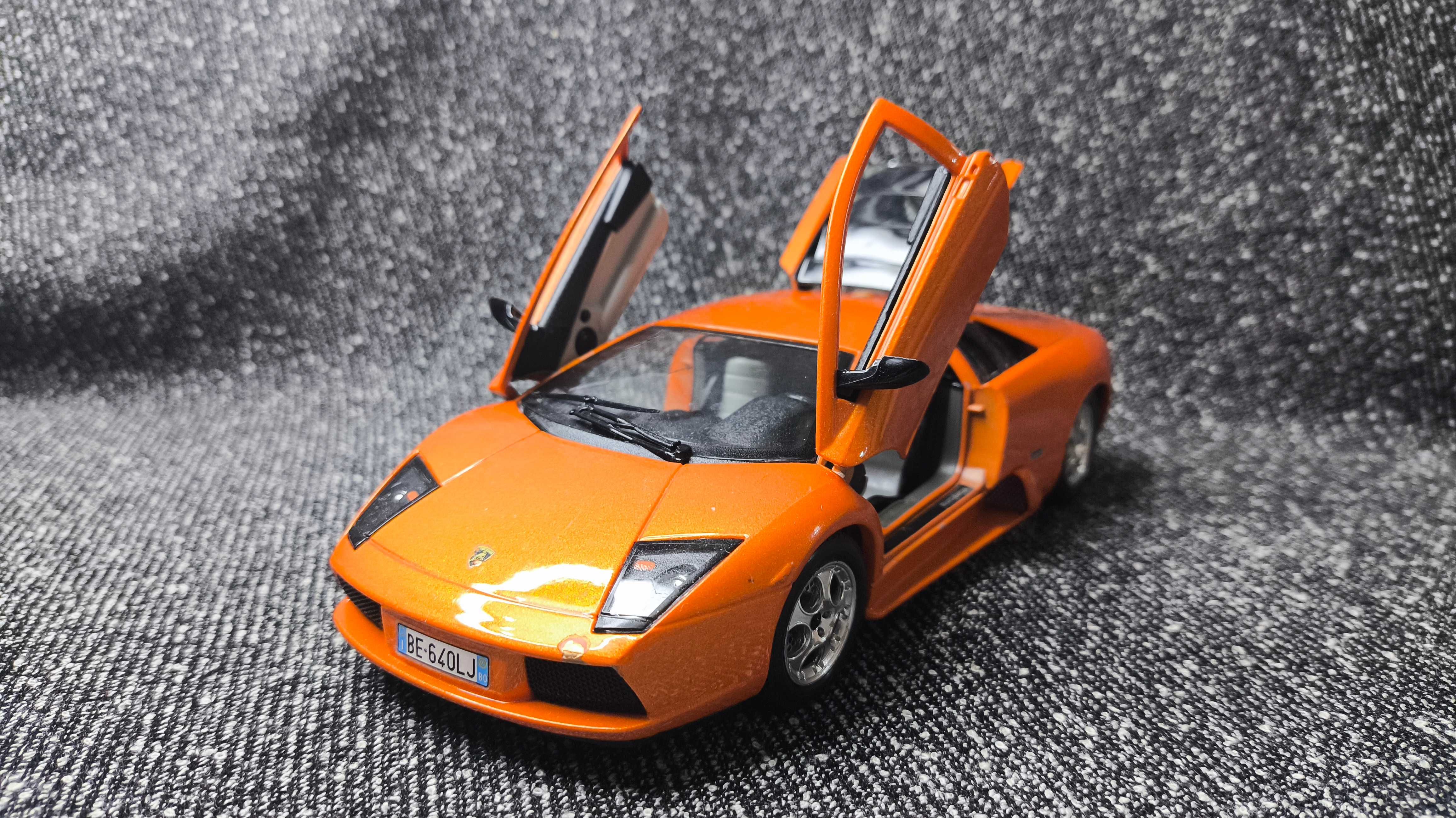 Модель Lamborghini Murcielago масштаб 1:24 Bburago Italy