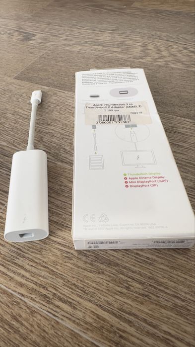 Кабель Thunderbolt 3 (USB-C) to Thunderbolt 2 Adapter