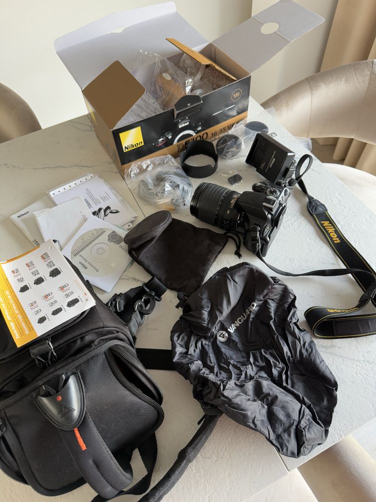 Aparat Nikon D5100 + Obiektyw 18-55 mm VR Kit plus etui karta 16 GB