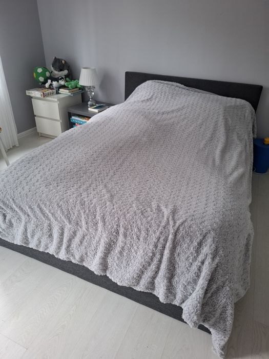 Duża,szara narzuta na łóżko home and you