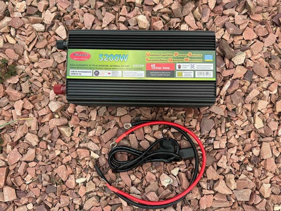Преобразователь напряжения инвертор 12 220v 5200w +зарядка UPS 15 Amp