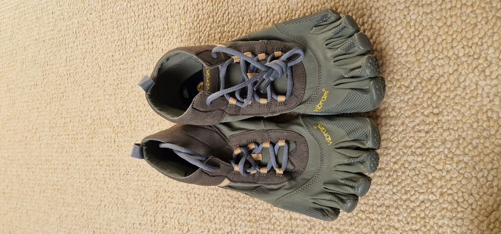 Nowe Fivefingers Vibram V-Trek 2.0 r.