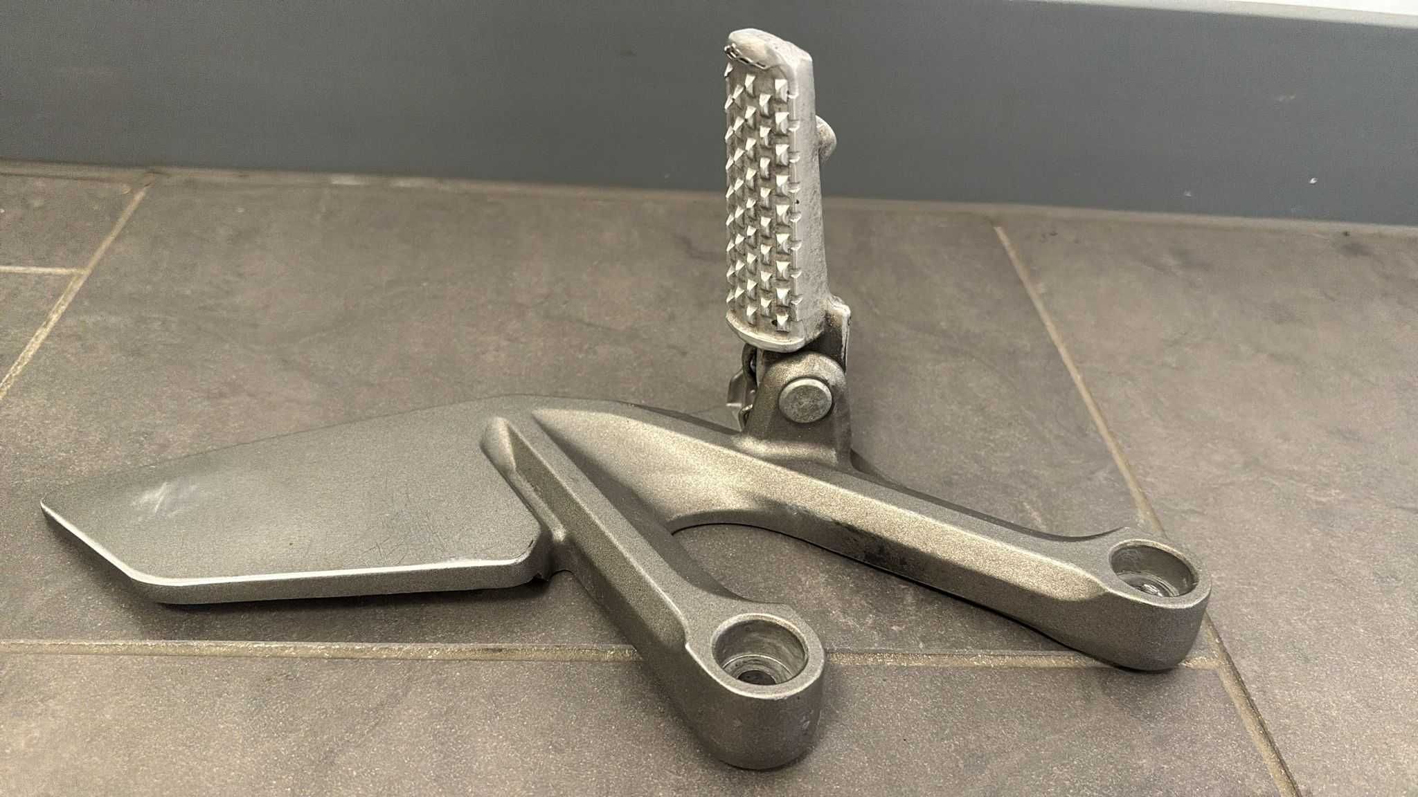 Set Podnóżek Lewy Kierowcy Honda CB 1000R 2008-17 [503]