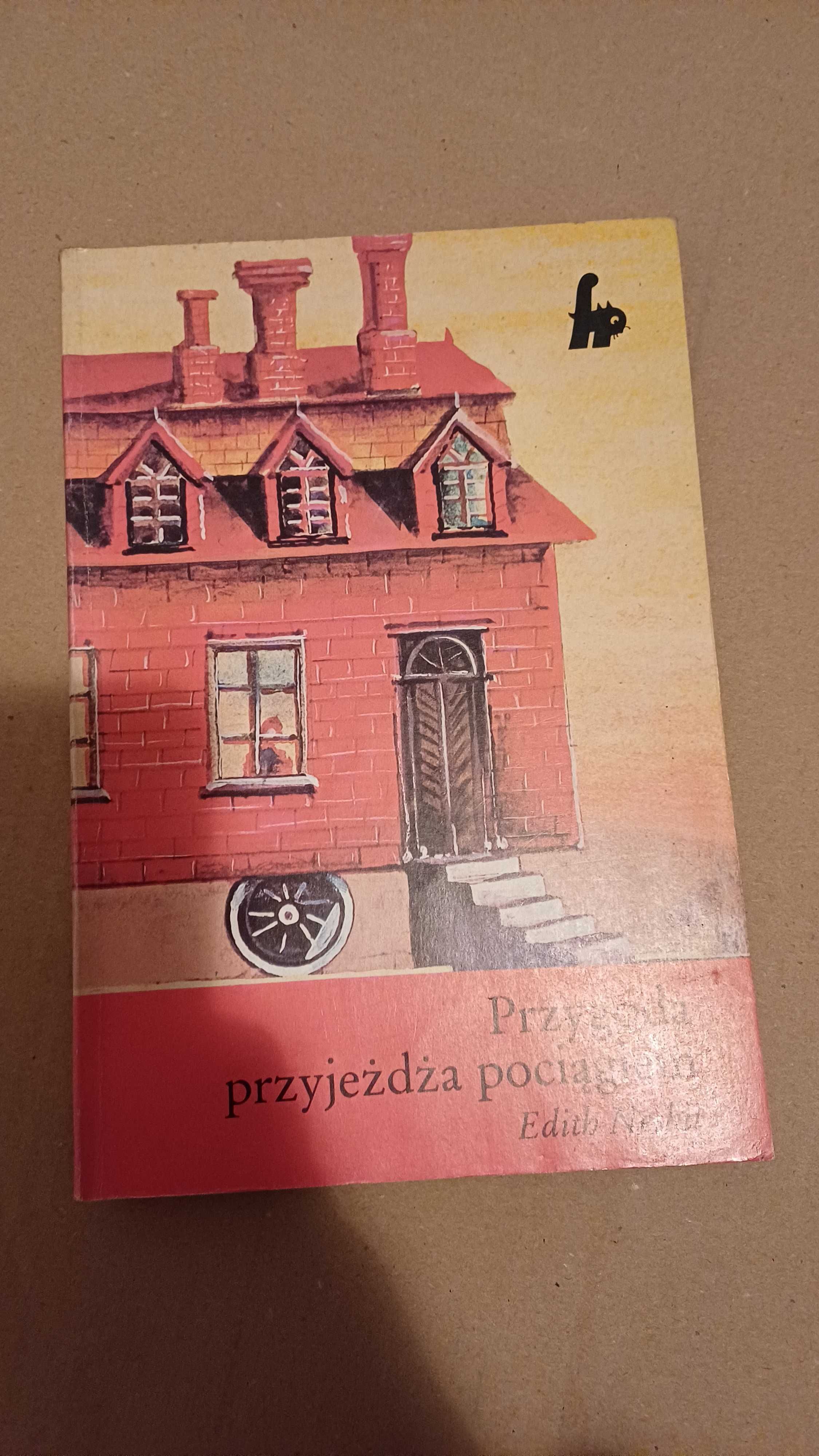 Książka - Przygoda przyjeżdża pociągiem – Edith Nesbit