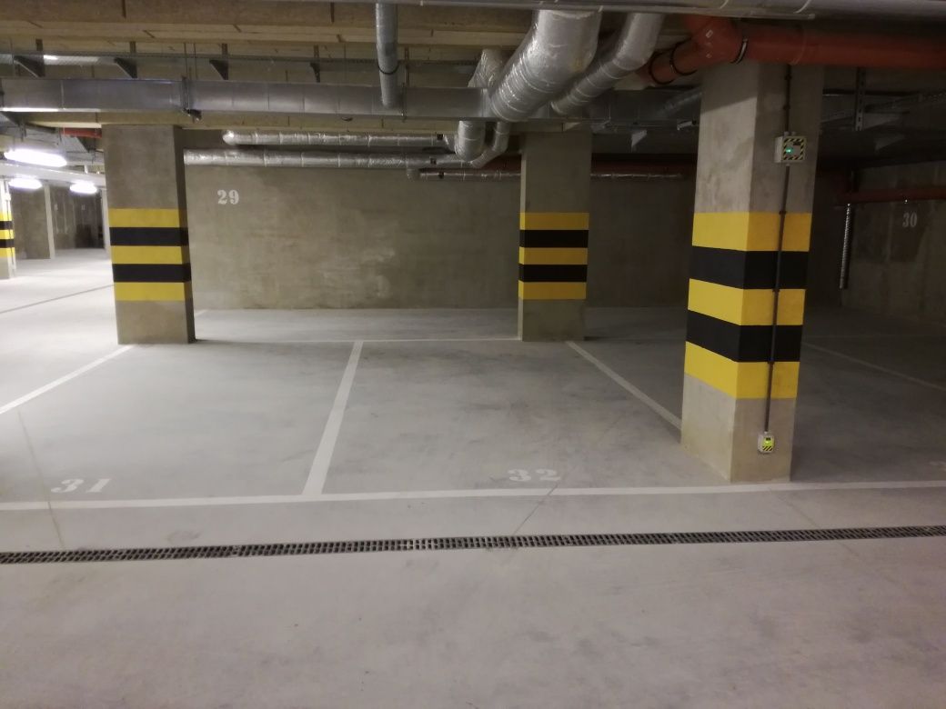 Miejsce postojowe w garażu podziemnym Rydlówka 19