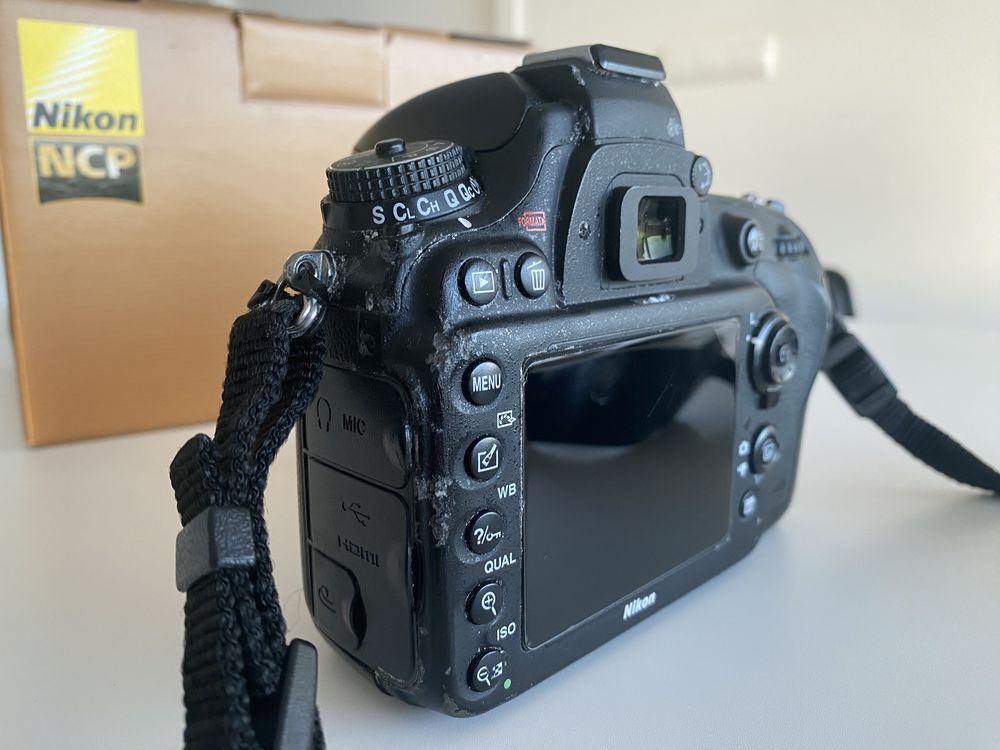 Nikon D610 + Lente 50mm f/1.8 AF-S – 24.000 disparos
